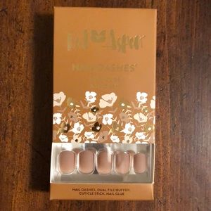 Red Aspen Nail Dashes Maple Pam-Cakes Matte